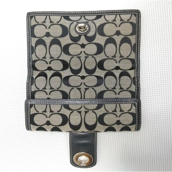 Coach Logo Bifold Wallet with Checkbook. - Picture 4 of 10